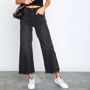 Risen high rise cropped black jeans